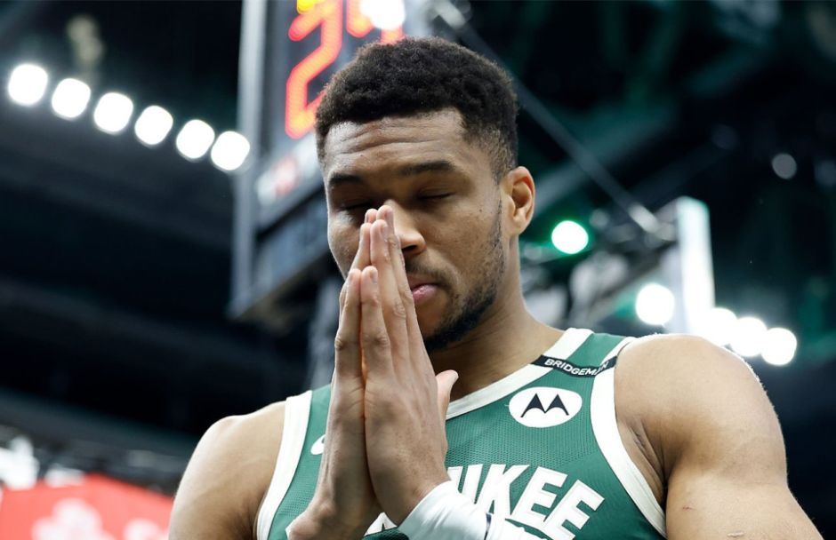 联盟第1+联盟第1!字母哥轰37+12+6刷爆神迹:拒向命运低头 联盟第1+联盟第1!字母哥轰37+12+6刷爆神迹:拒向命运低头