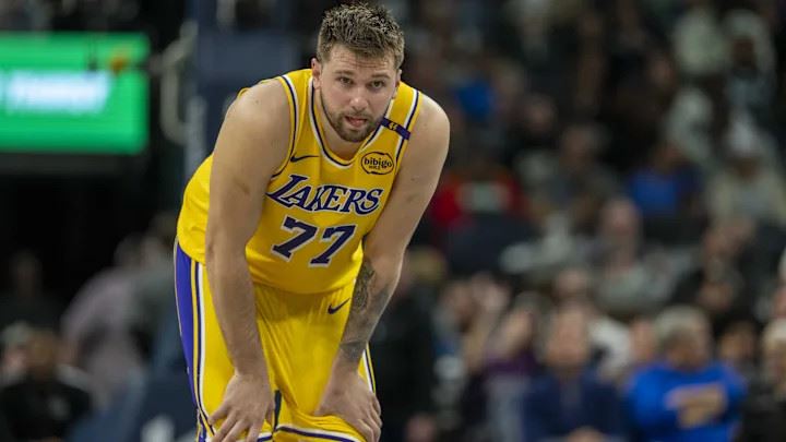 霍里谈湖人东契奇体重:东契奇能否做好防守取决于他的防守意愿,体重根本不是重点 霍里谈湖人东契奇体重:东契奇能否做好防守取决于他的防守意愿,体重根本不是重点