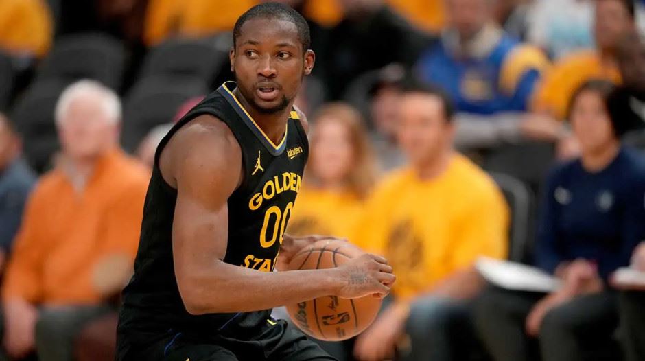 勇士经理邓利维力挺库明加!休赛期全力留住库明加,认可他本赛季韧性和赛场价值 勇士经理邓利维力挺库明加!休赛期全力留住库明加,认可他本赛季韧性和赛场价值