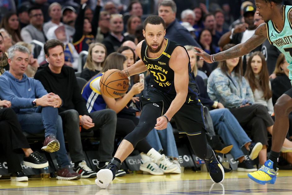 NBA总裁萧华:詹姆斯、库里、杜兰特是靠着精湛的球技才能收获极高知名度 NBA总裁萧华:詹姆斯、库里、杜兰特是靠着精湛的球技才能收获极高知名度